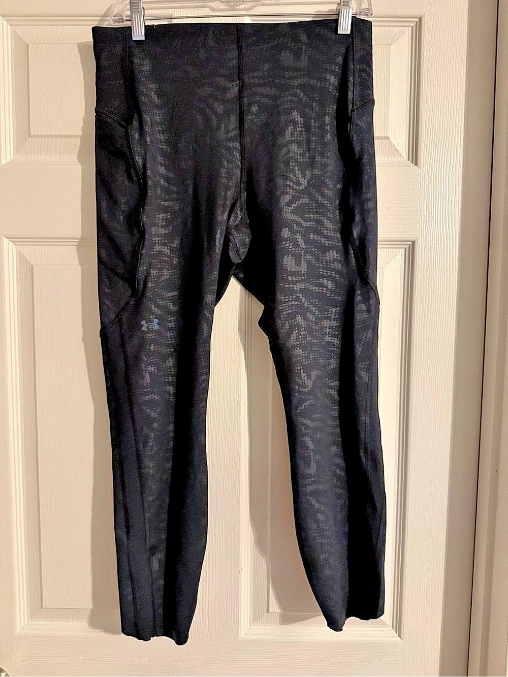 Under Armour Black Leggings Size Large Like New